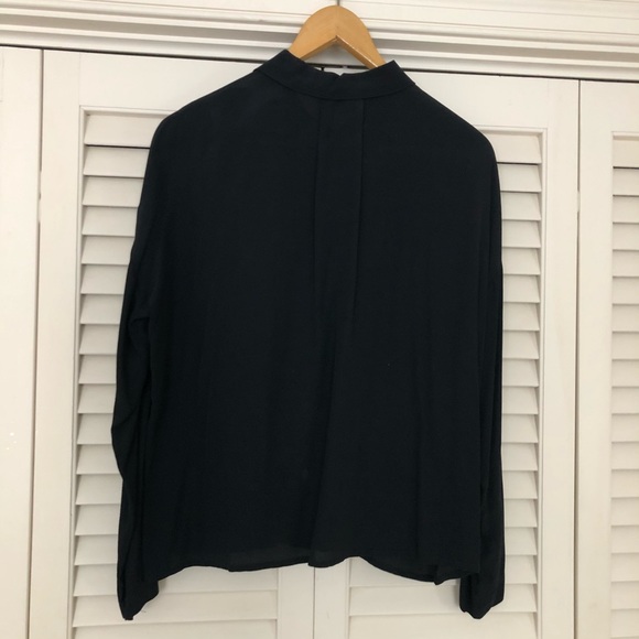 Significance black ladies blouse EUC size 6 - Picture 2 of 5